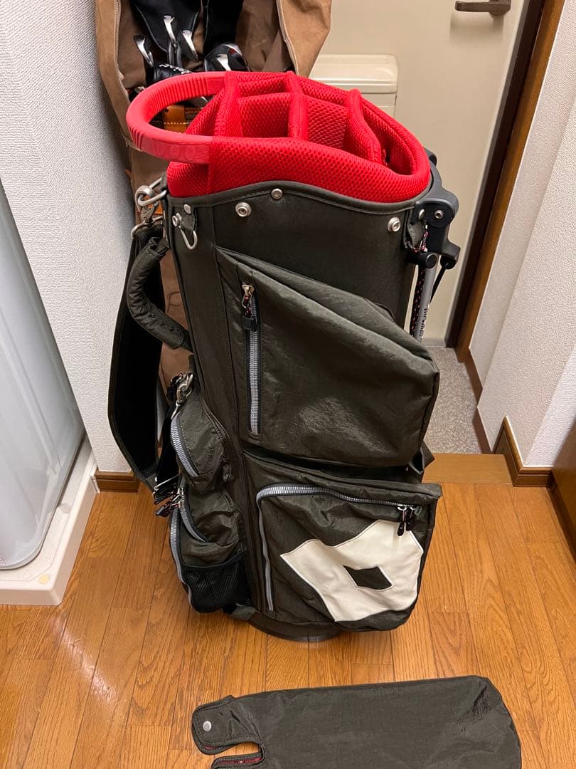 【美品】ONOFF キャディバッグ ダークグレー 赤 カバー付き