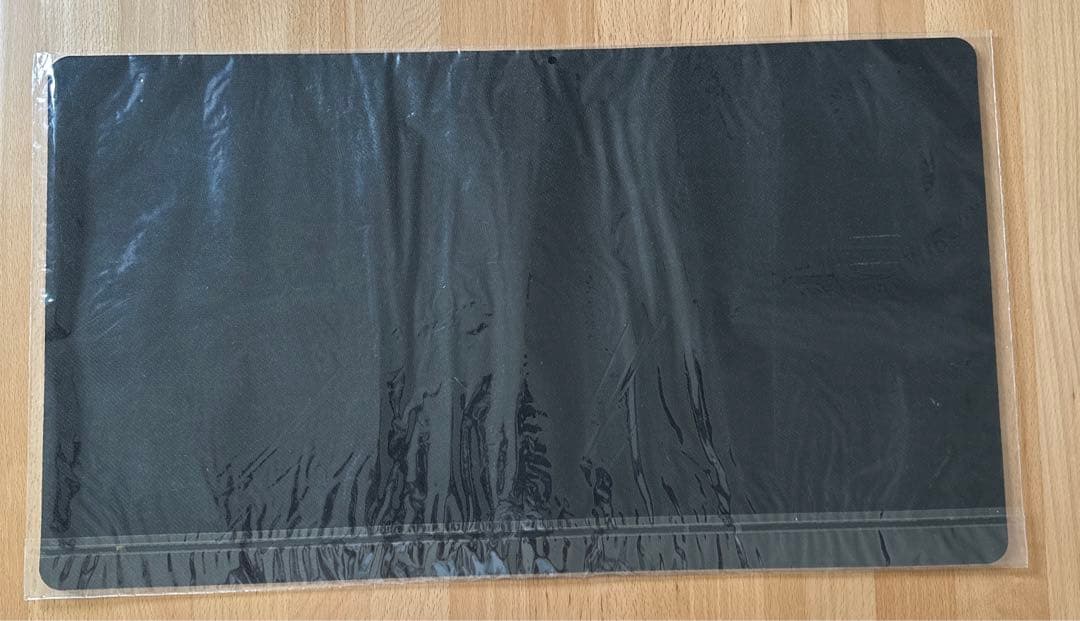 公式アジアプレイマット　スカルデット