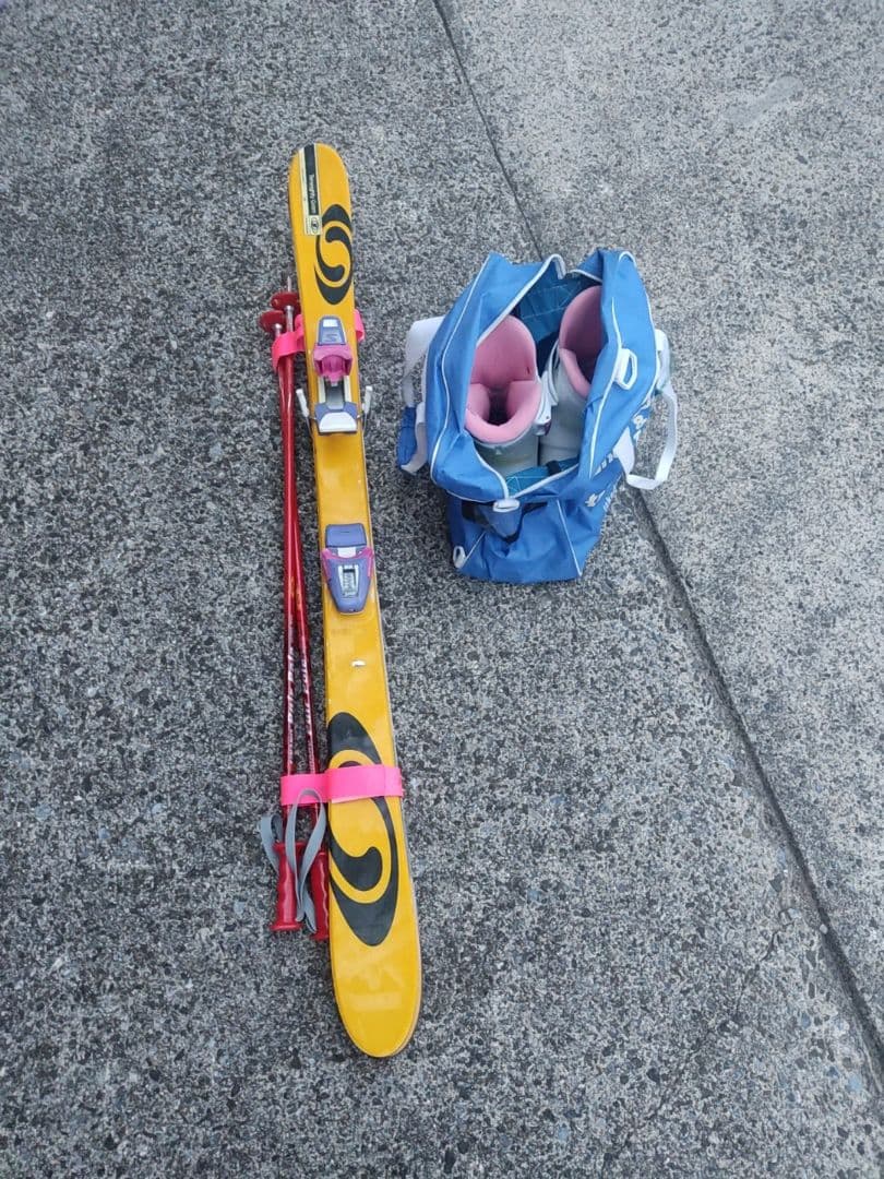 子供用 スキー セット（スキー板・ブーツ・ストック・金具・ブーツケース・バンド）