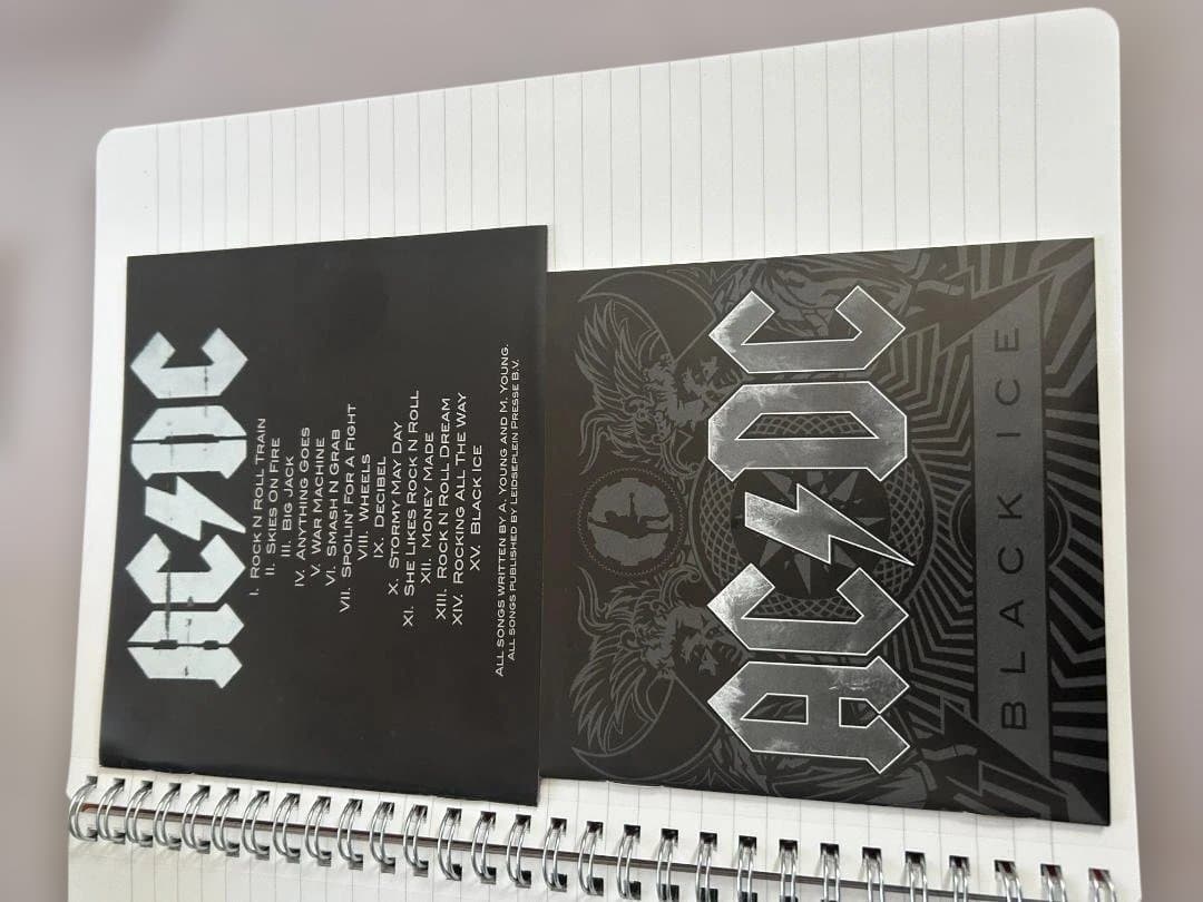 【超希少 来日記念限定“光る角”付】AC/DC /悪魔の氷/CD