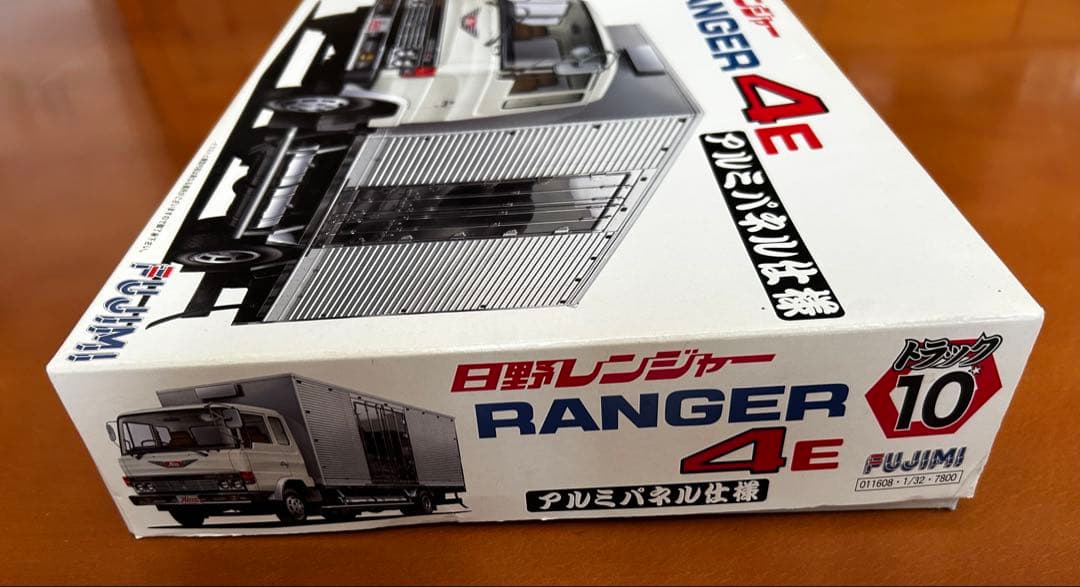 Hino RANGER 4E 日野レンジャー　アルミパネル仕様