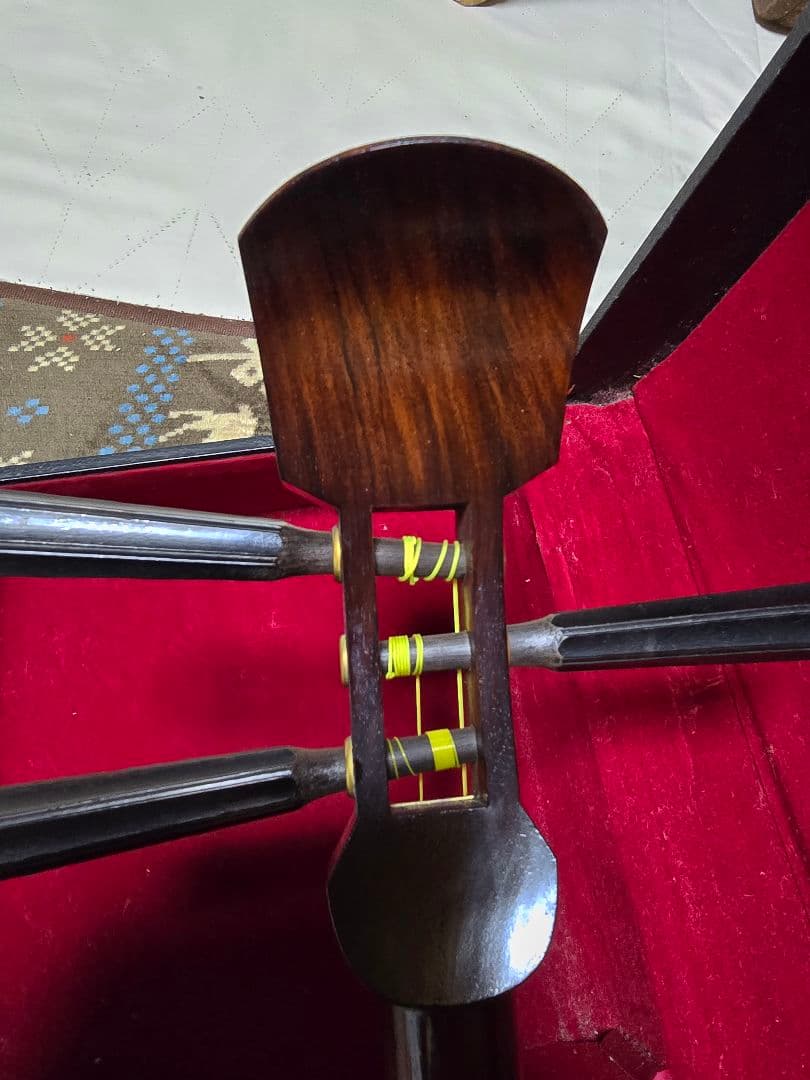 すぐ弾けます！三味線本体 　破けなし　中棹約2.7センチ