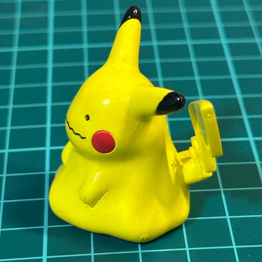 ポケモン　モンコレ　フィギュア　初期　初代　ピカチュウにへんしんしたメタモン