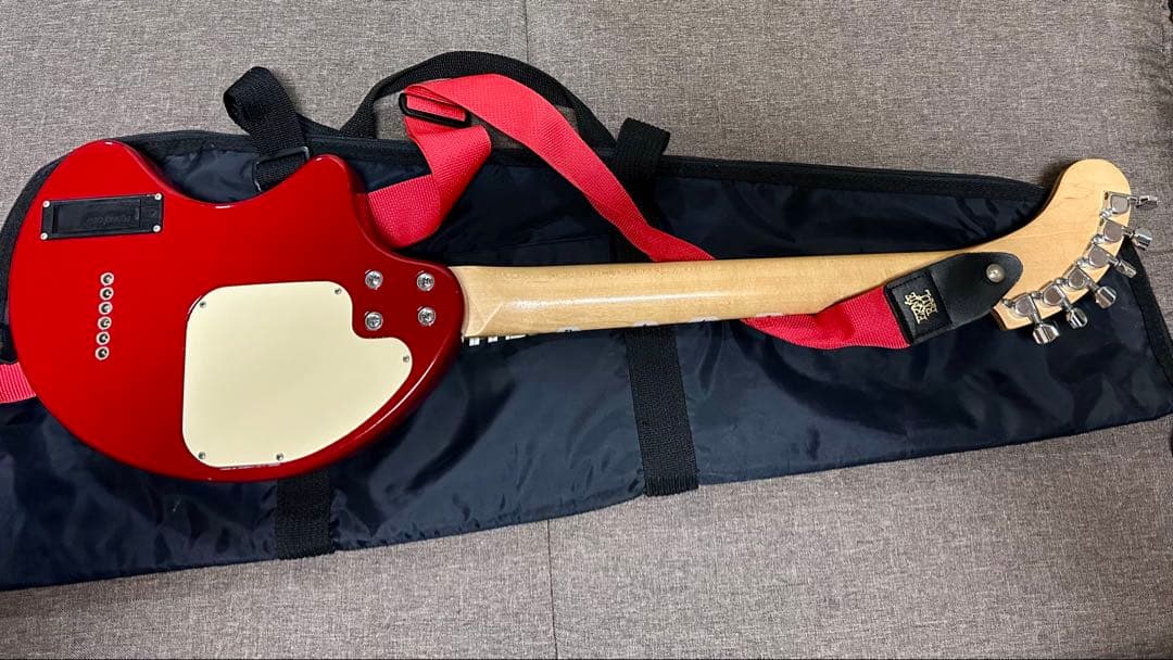 Fernandes ZO-3（ゾウさんギター） 内蔵アンプ付き ミニギター