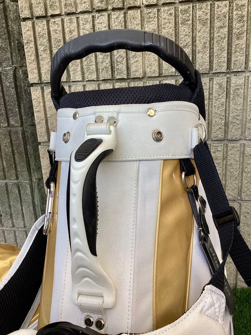 TrueTemperダイナミックゴールドスタンドキャディバッグ
