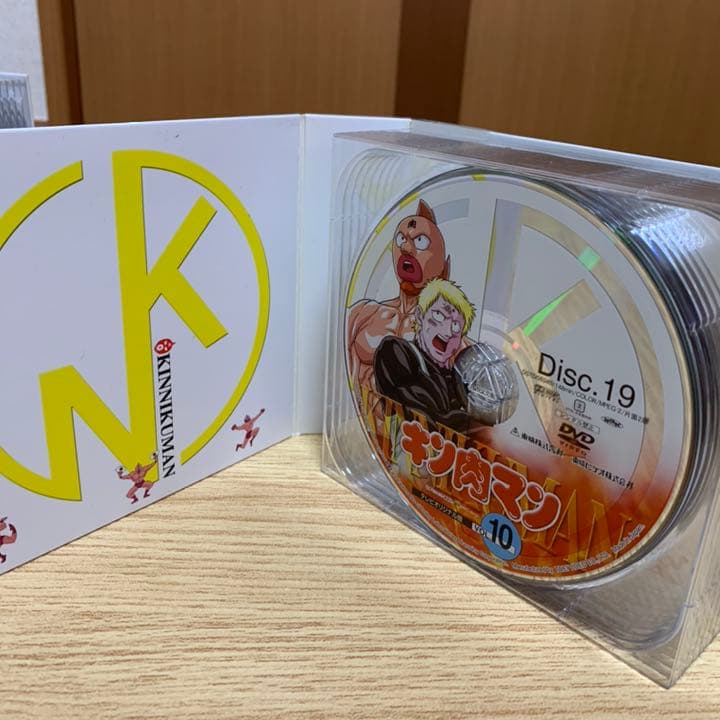 キン肉マン コンプリートBOX　 [DVD]　復刻版キンケシ未開封　おまけ付き