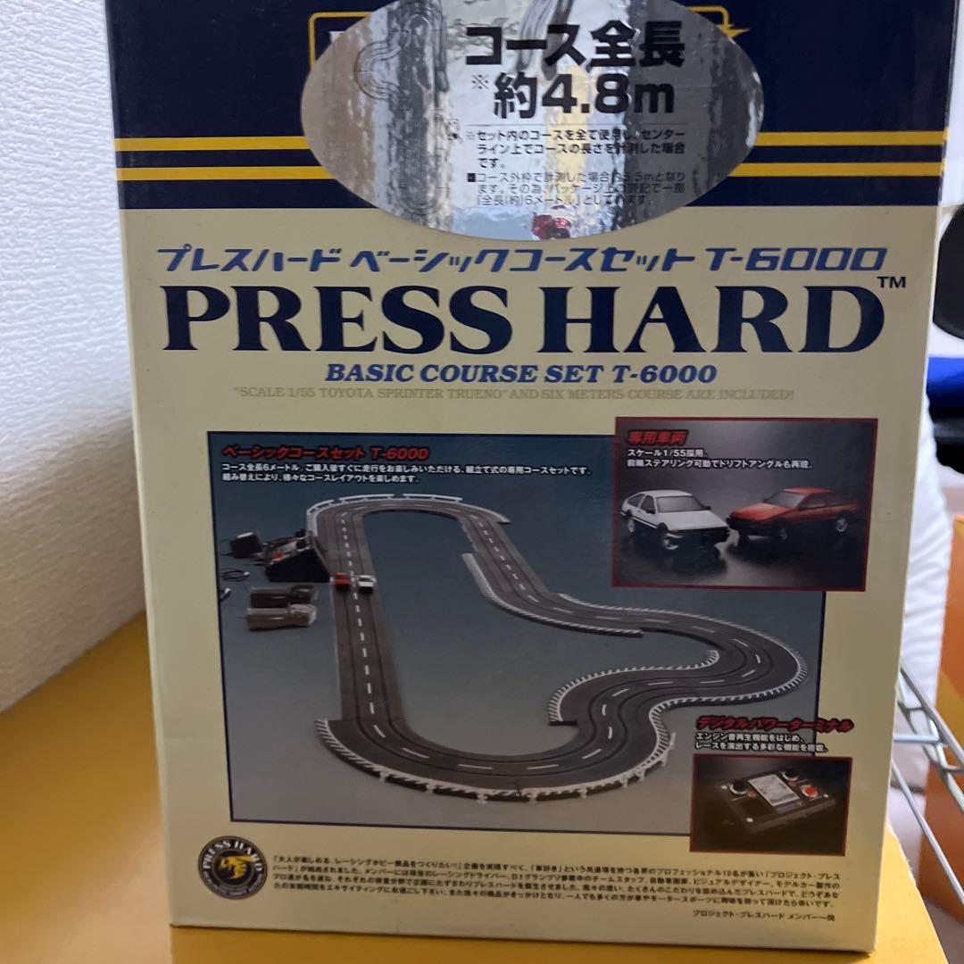 バンダイ プレスハード スロットカーセット 1/55トヨタAE86T-6000