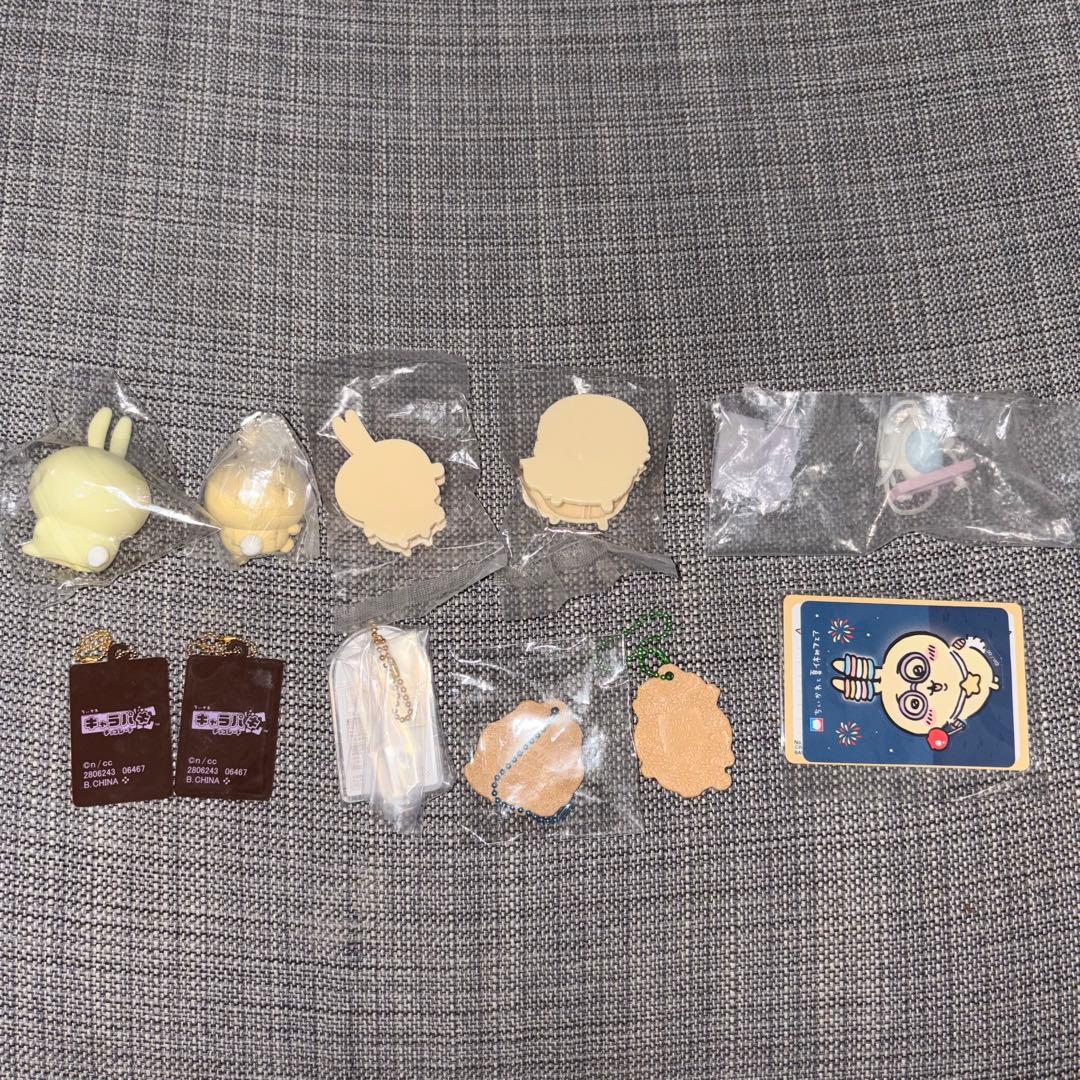 ちいかわ　まとめ　一番くじ　ガチャガチャ　くら寿司　ココス　缶バッジ　キーホルダ