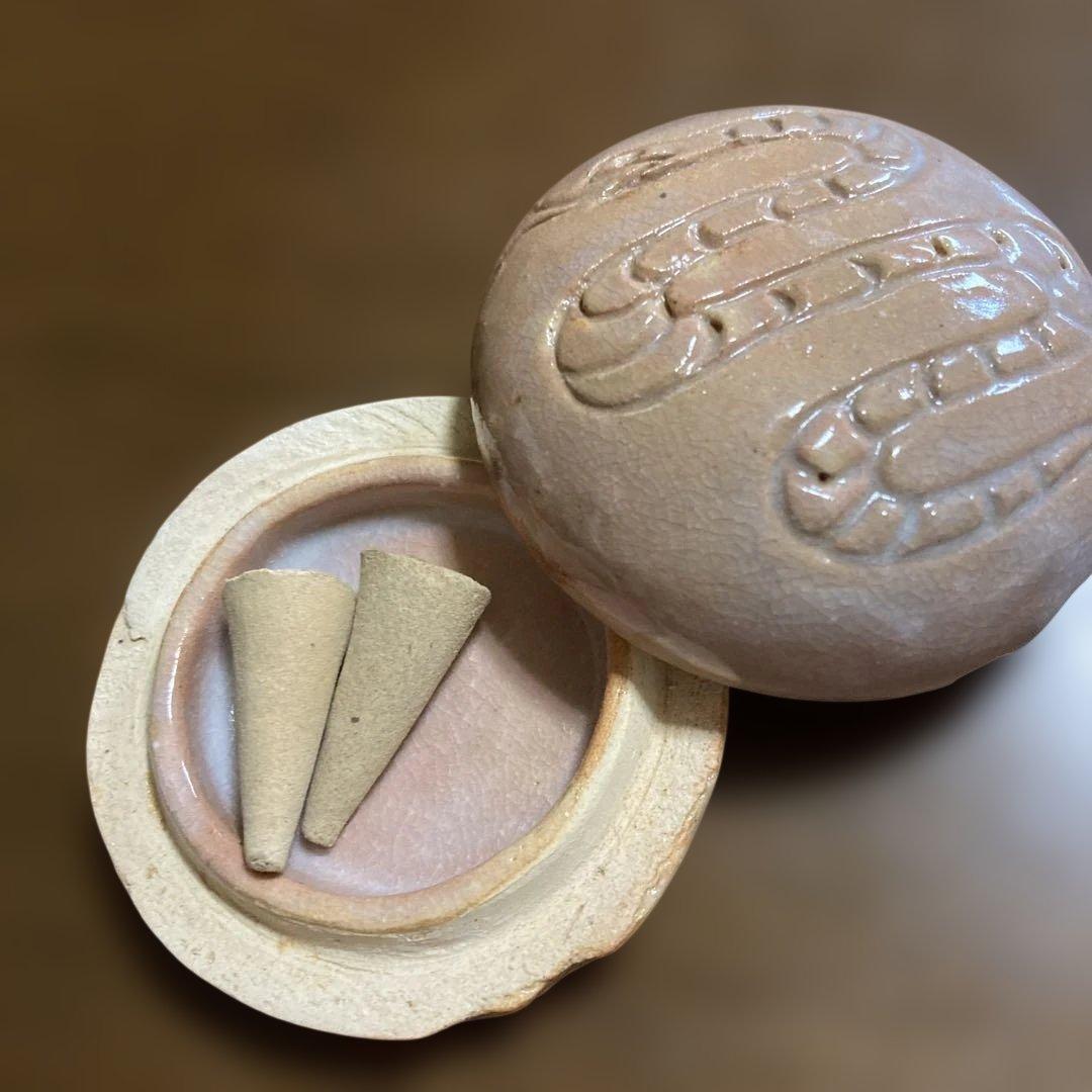 『巳香合　萩焼 共箱』