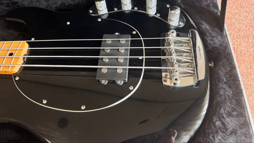 ミュージックマン　スティングレイ USA