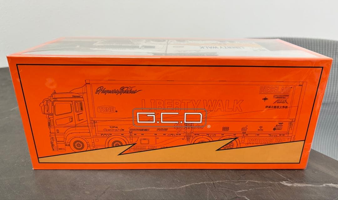 限定　GCD 1/64 三菱 ふそう LB-TRUCKS リバティウォーク