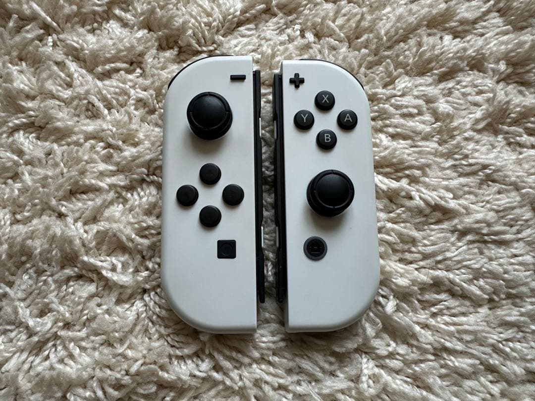 Nintendo Switch 有機EL ホワイト【美品、ホリコン付き】