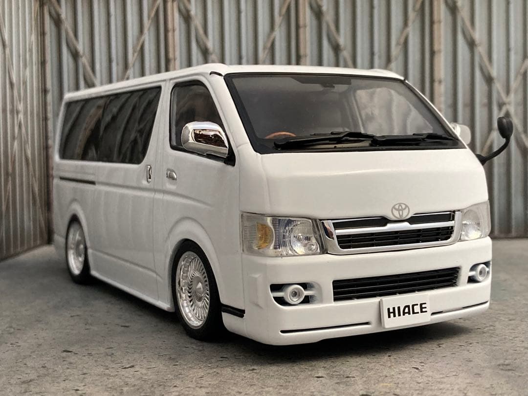 1/24 トヨタ H200 ハイエース バン スパーGL（カスタム品）