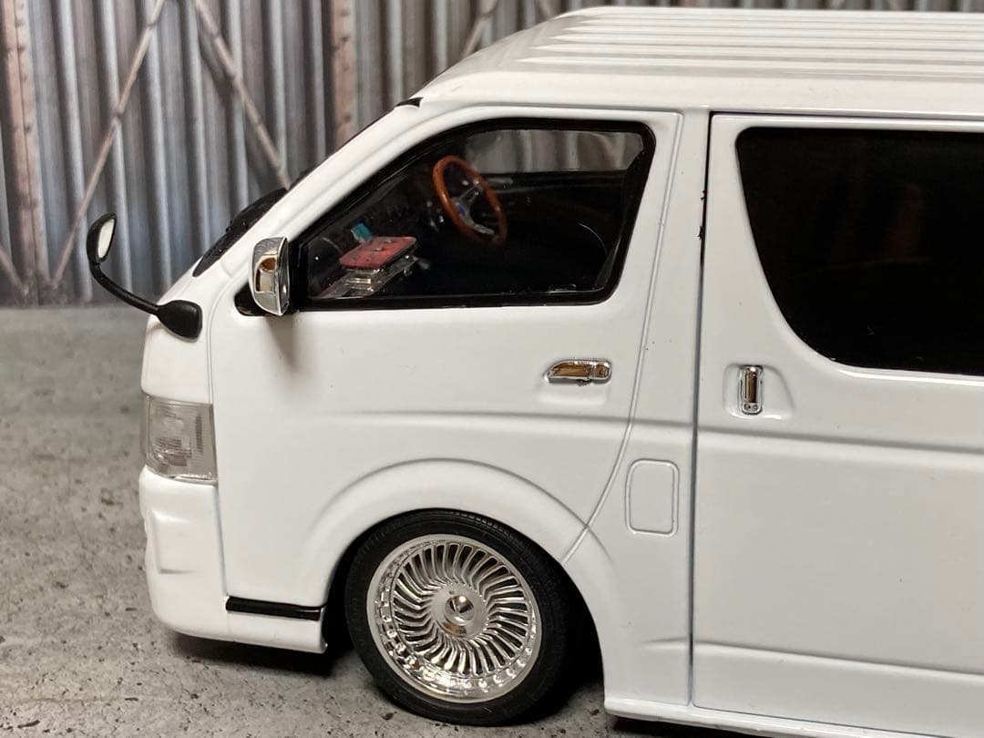 1/24 トヨタ H200 ハイエース バン スパーGL（カスタム品）
