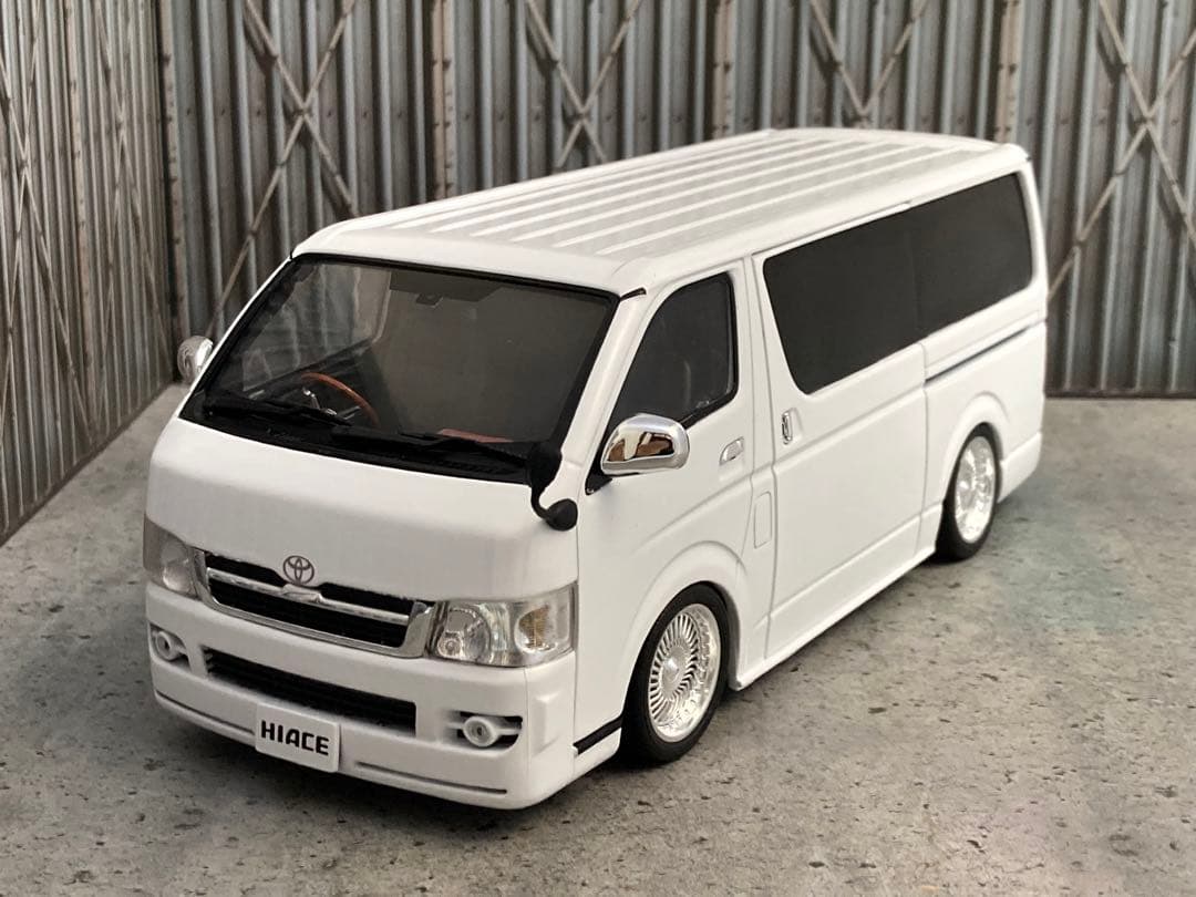 1/24 トヨタ H200 ハイエース バン スパーGL（カスタム品）