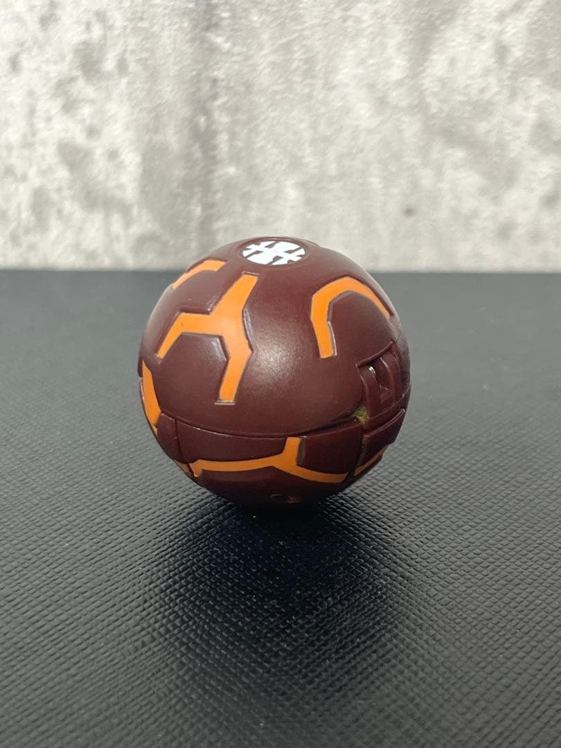 初期爆丸 ジャガーノート　土属性　希少