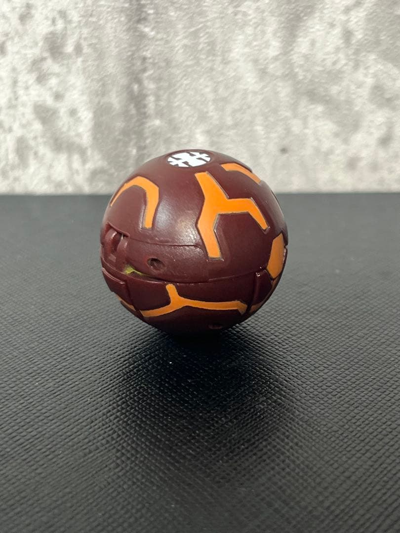 初期爆丸 ジャガーノート　土属性　希少