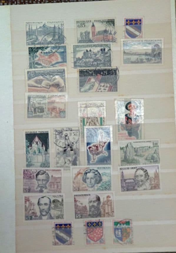 主にフランスの使用済み切手