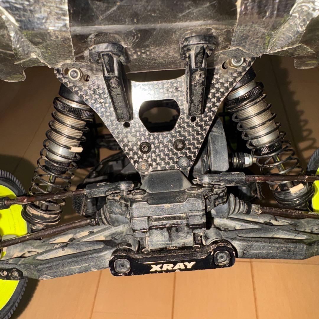 【中古】2WDバギー　XRAY XB2