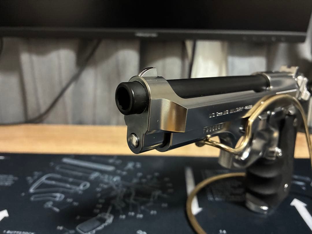 東京マルイ M92Fクロームステンレス 美品