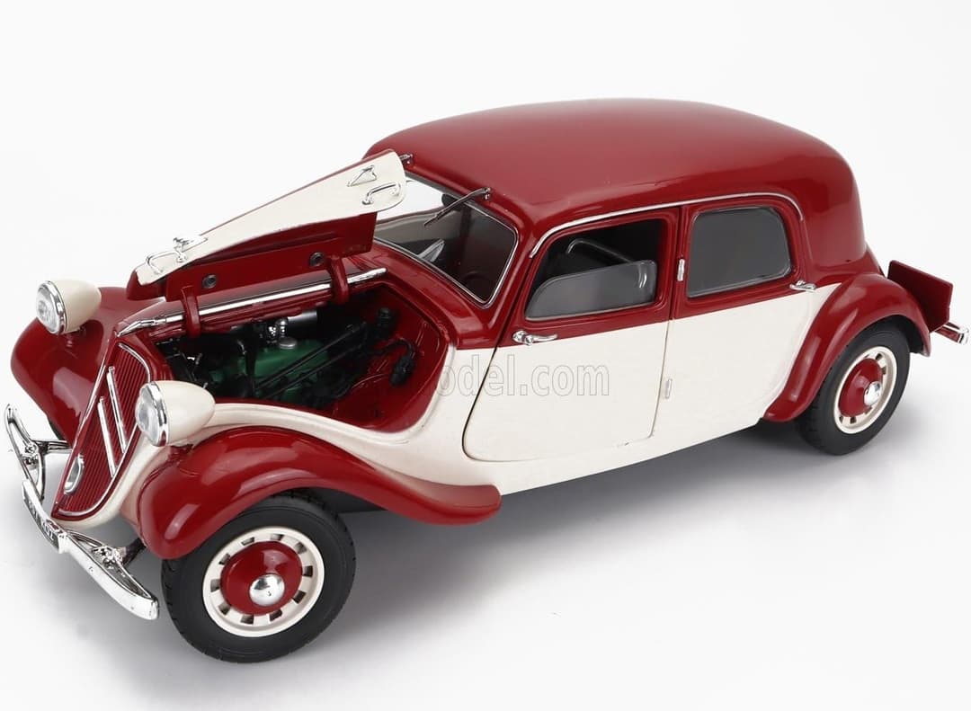 1/18 シトロエン トラクシオン11CV 1937 レッド／クリーム ソリド