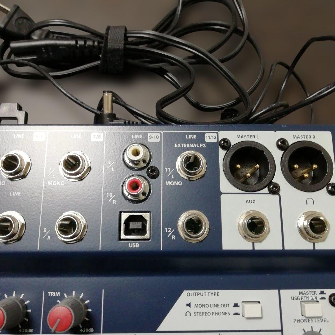 Soundcraft PA ミキサー NOTEPAD-12FX