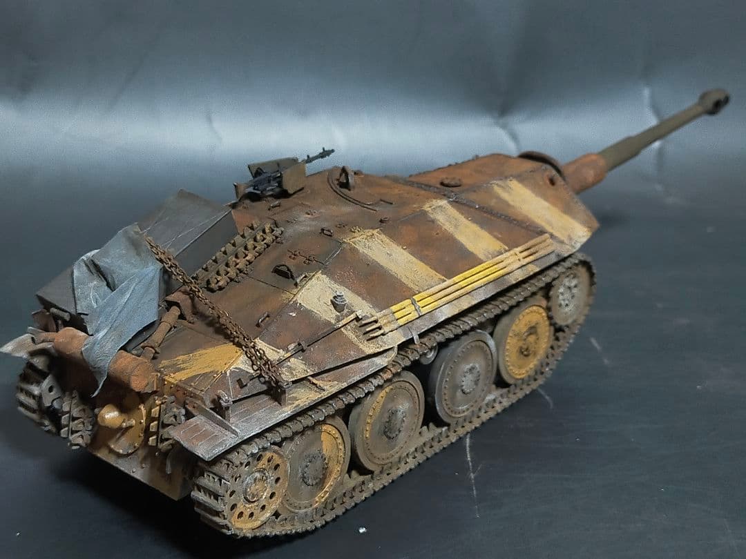 ドイツ 1/35 戦車 完成品タイガー