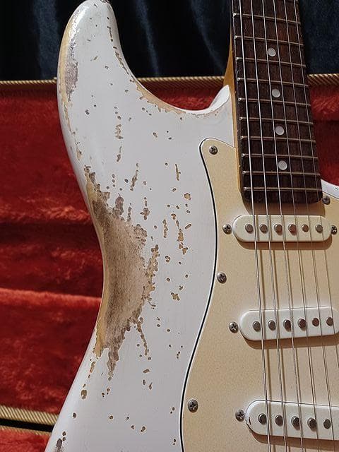 ★OlympicWhite Relic LaquerStratocaster★