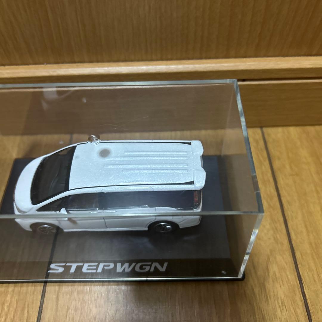 ホンダ ステップワゴン カラーサンプル