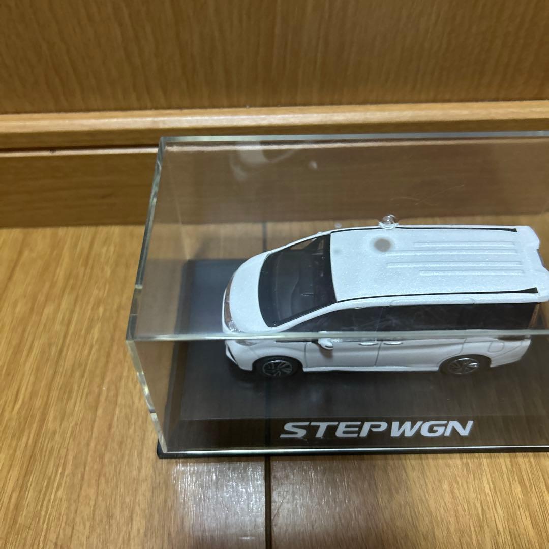 ホンダ ステップワゴン カラーサンプル