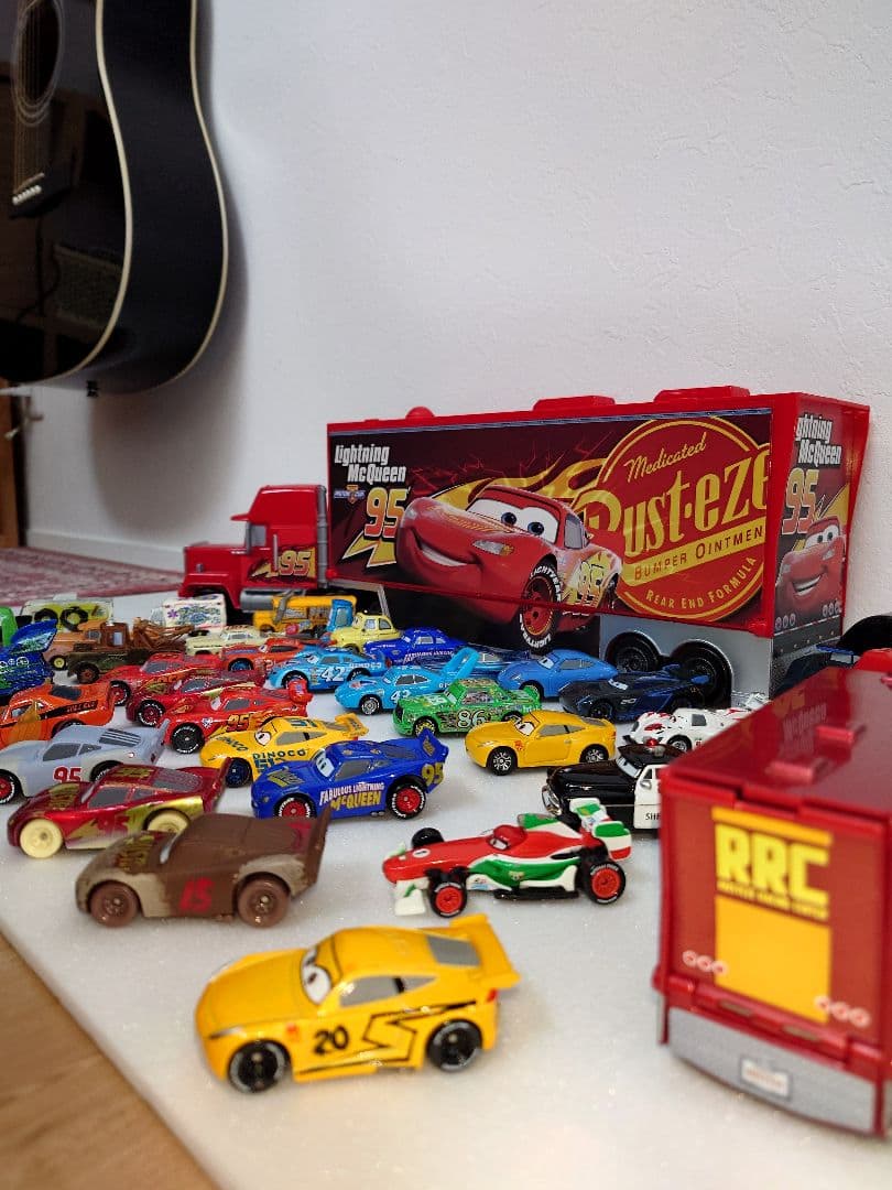 カーズ ミニカー 33台セット トラック付き トミカ