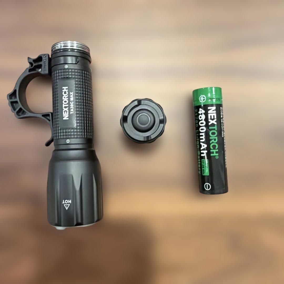 NEXTORCH TA30C MAX 懐中電灯 ブラック