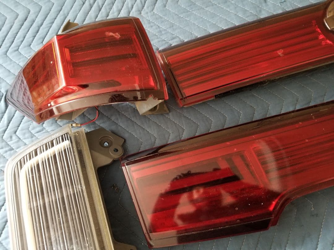 E52 エルグランド ワンオフ LEDテールセット