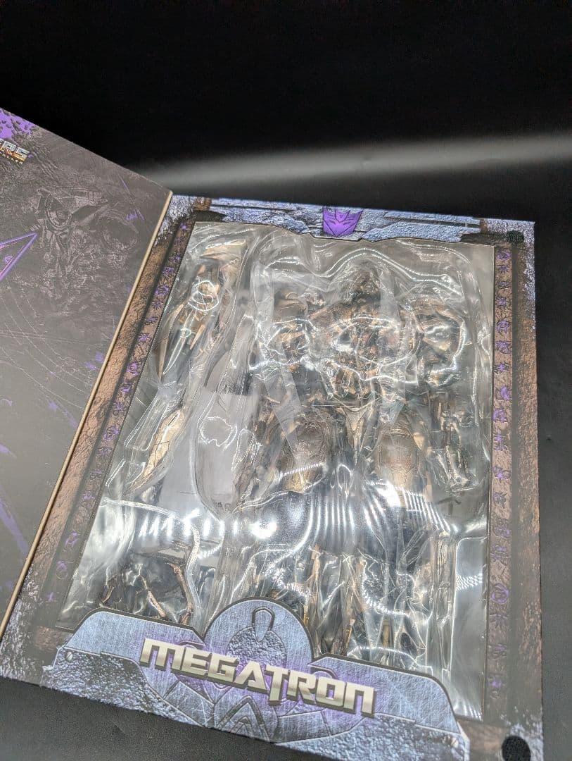 美品　threezero トランスフォーマー　/ リベンジ DLX メガトロン