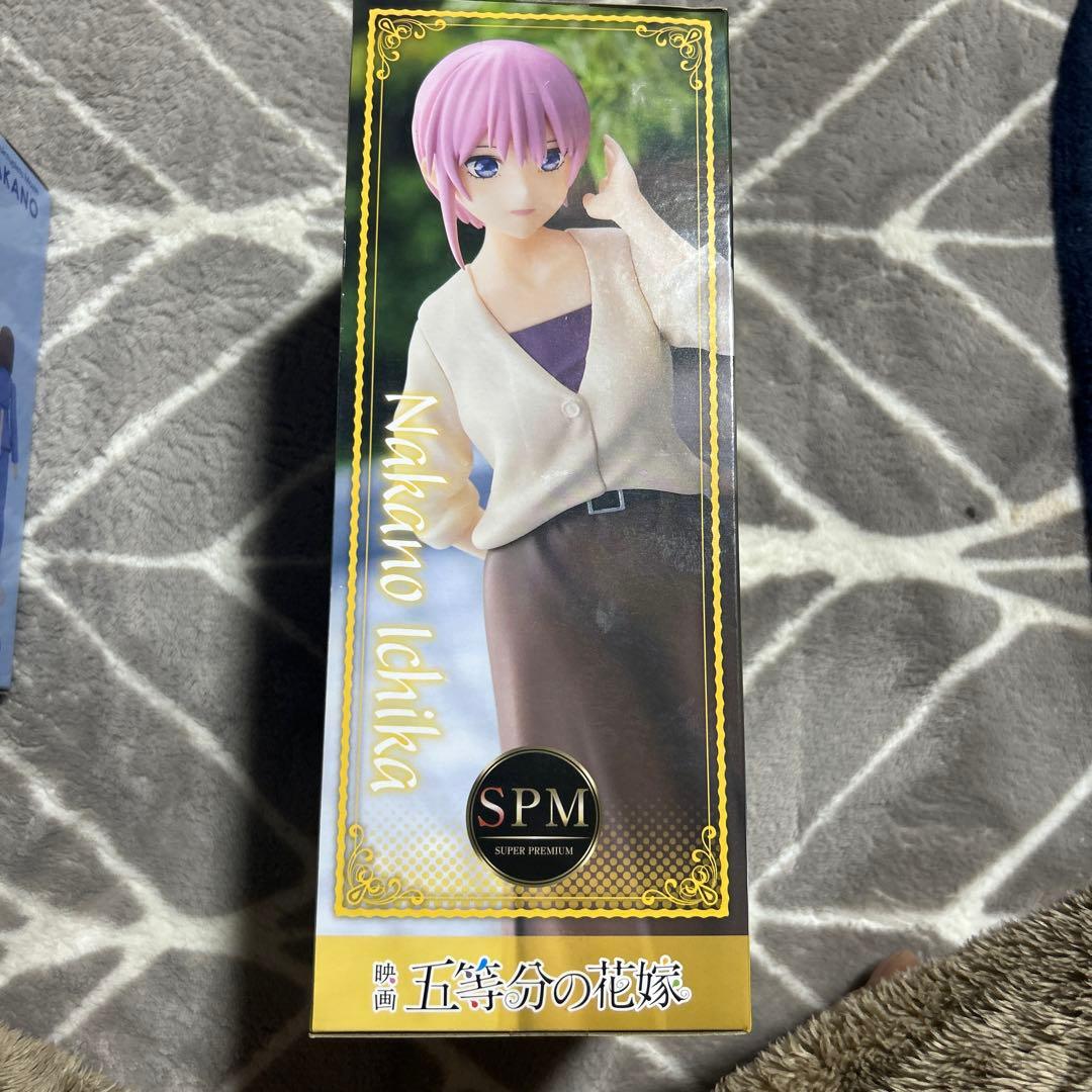 新品未開封　五等分の花嫁 フィギュア・雑貨 ＆ ちいかわ・ミッフィー 5点セット