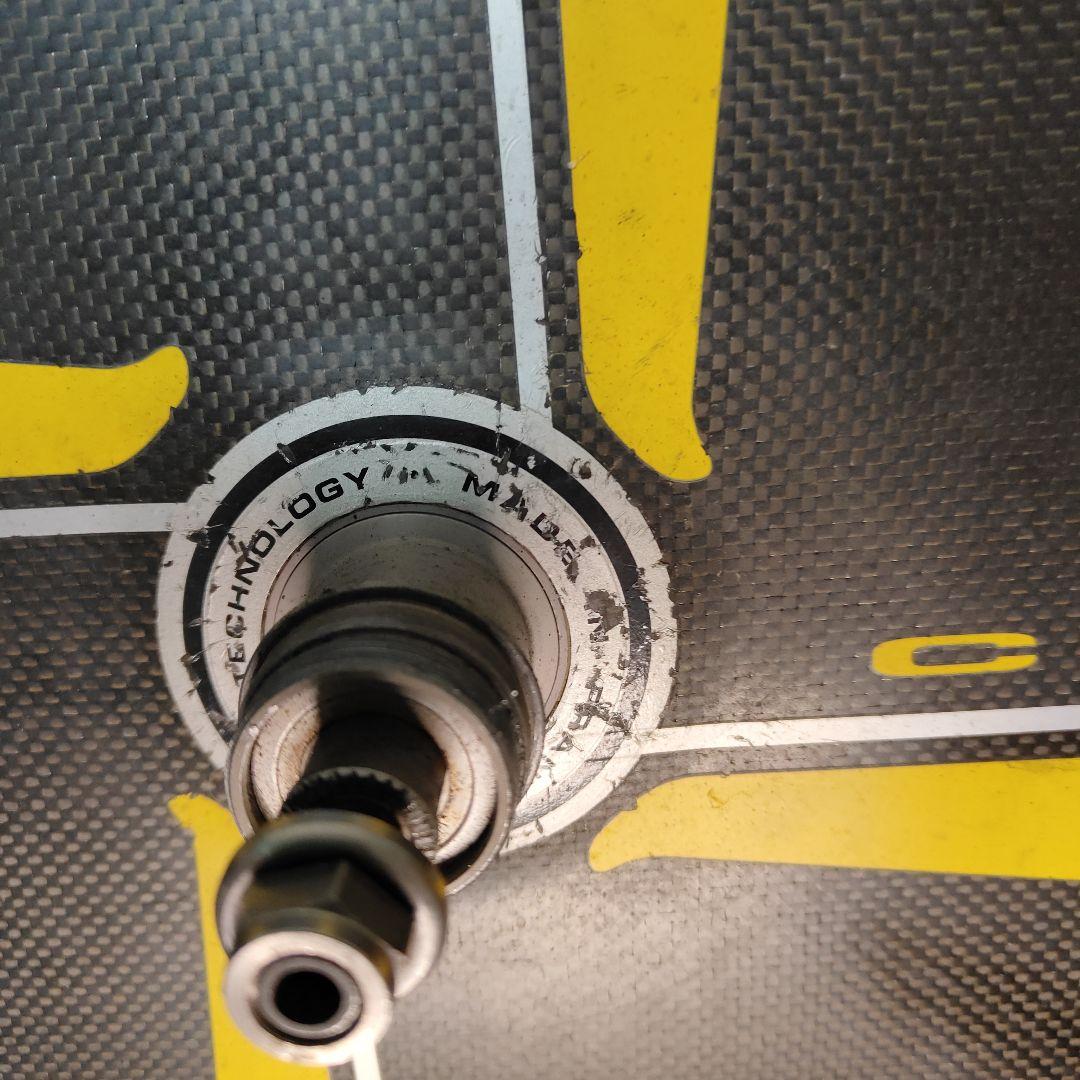 CORIMA カーボン ピストディスクホイール