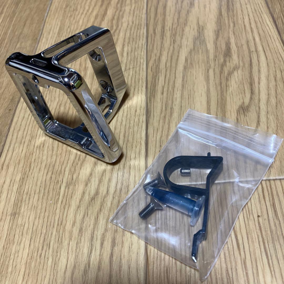 H&H フロントキャリアブロック　ポリッシュ　中古