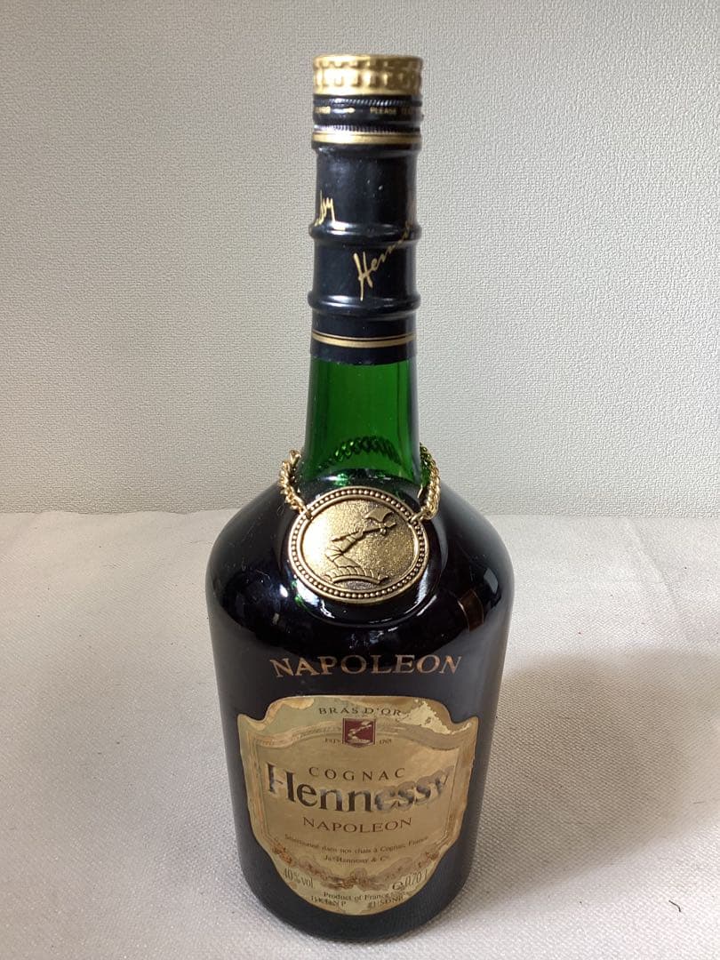 【未開栓】ヘネシー　ナポレオン　コニャック 700ml 箱入り