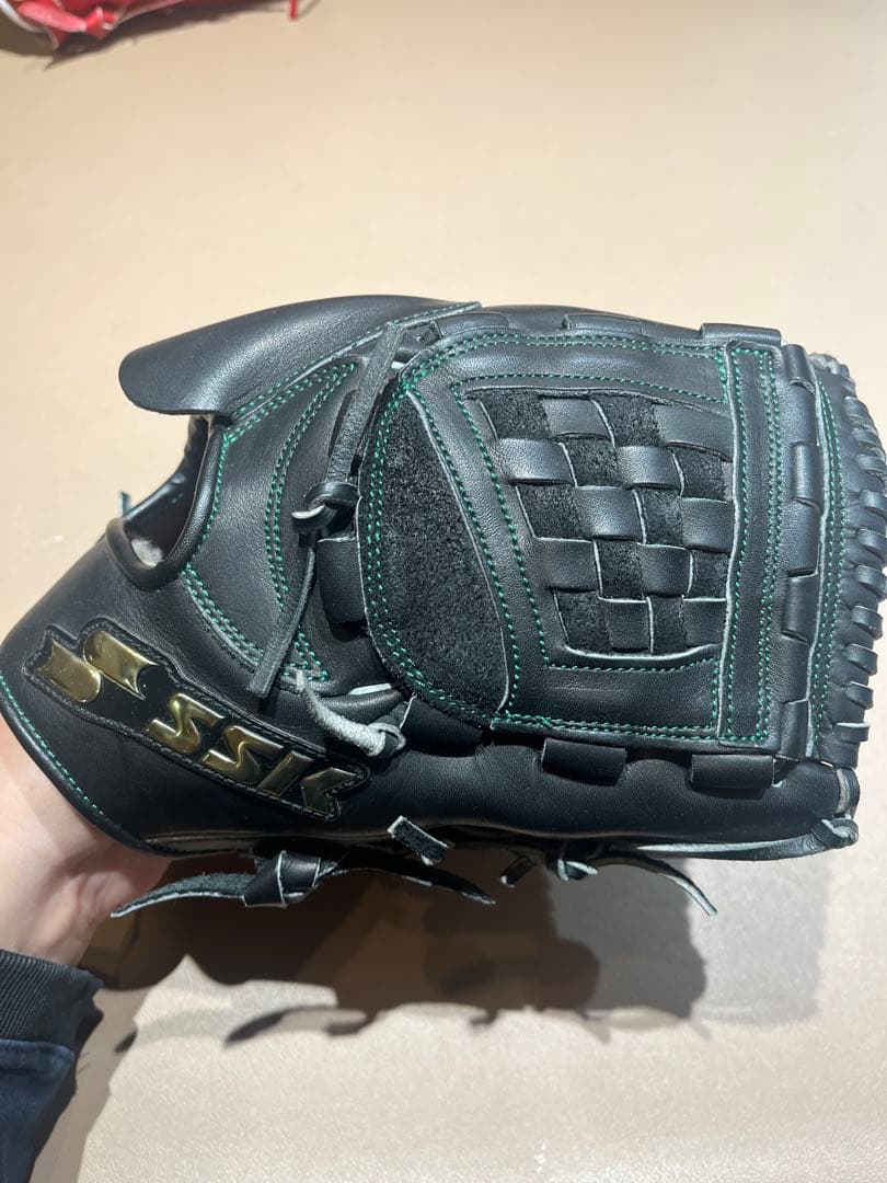 佐藤様相馬専用　【美品】　SSK 硬式　投手用グローブ