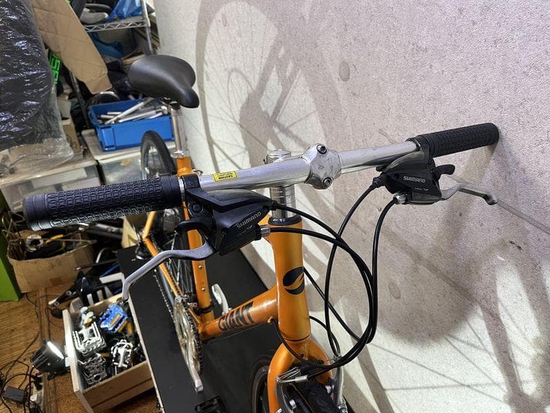 GIANT ESCAPE R3 クロスバイク sizeM　オレンジカラー