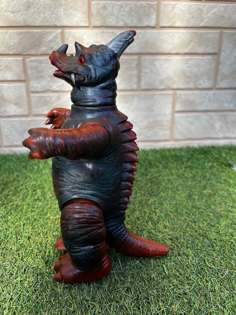 希少ビンテージ円谷プロ　マルサン　ウルトラQ地底怪獣パゴス約22.5cm