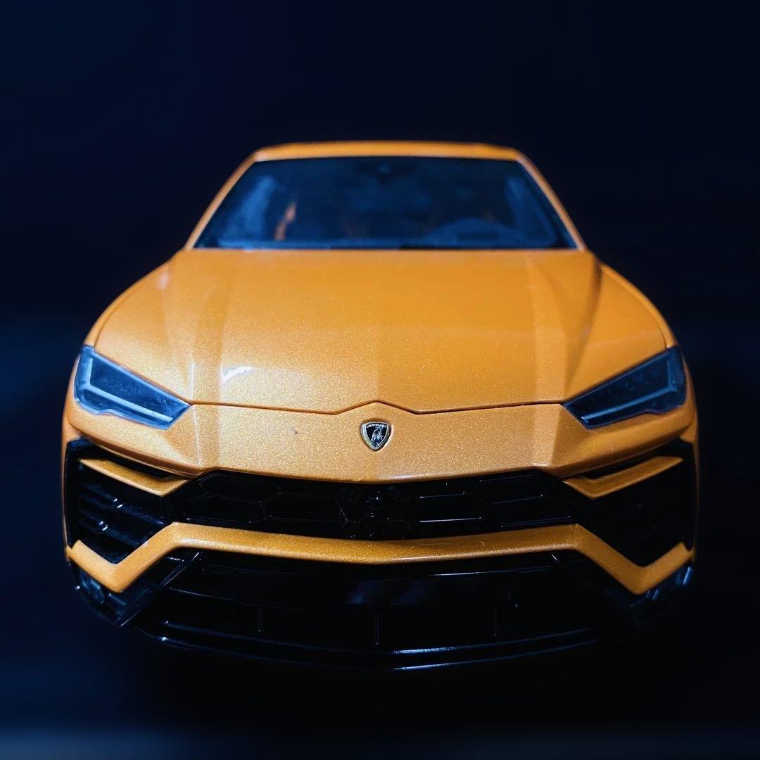 AUTOart 1/18 ランボルギーニ ウルス イエロー