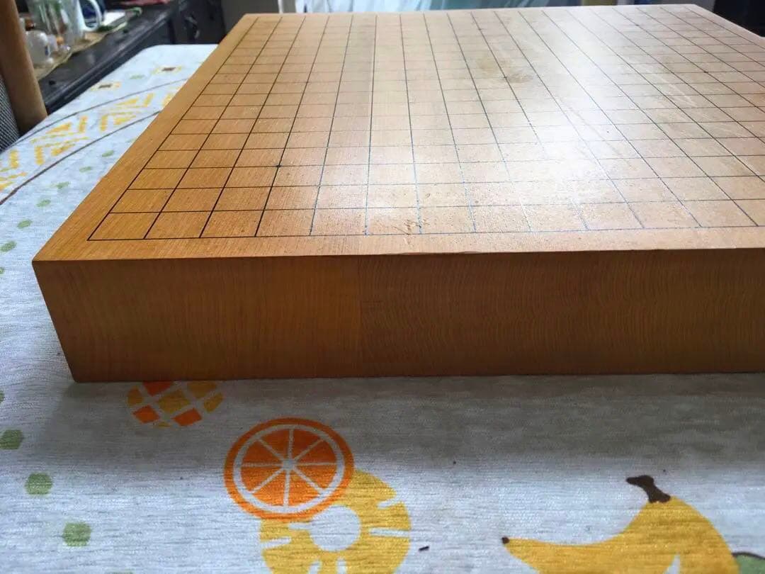 卓上碁盤　碁盤　本榧 天地柾目　厚さ約6cm 縦46cm 横約42cm
