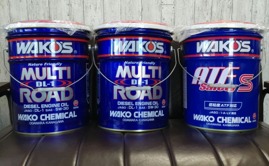 ワコーズ ペール缶椅子(赤)３個セット　送料込み♪
