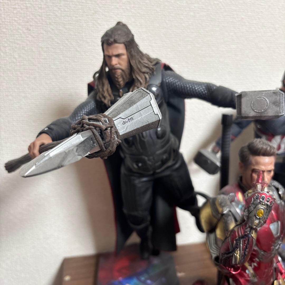ホットトイズアイアンマン・キャプテン・アメリカ・ソー フィギュア　他備品なし