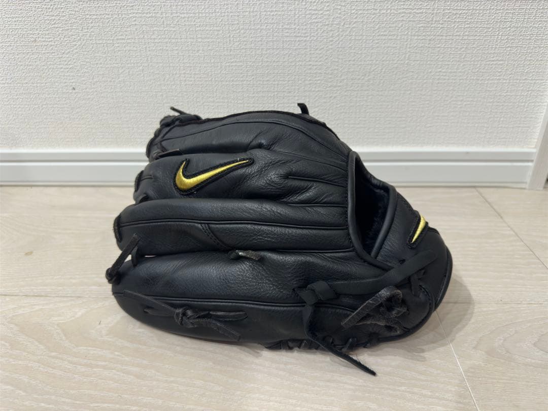 激レア！ナイキ 野球グローブ　ナイキ アルファ ハラチエッジ　逆スウォッシュ