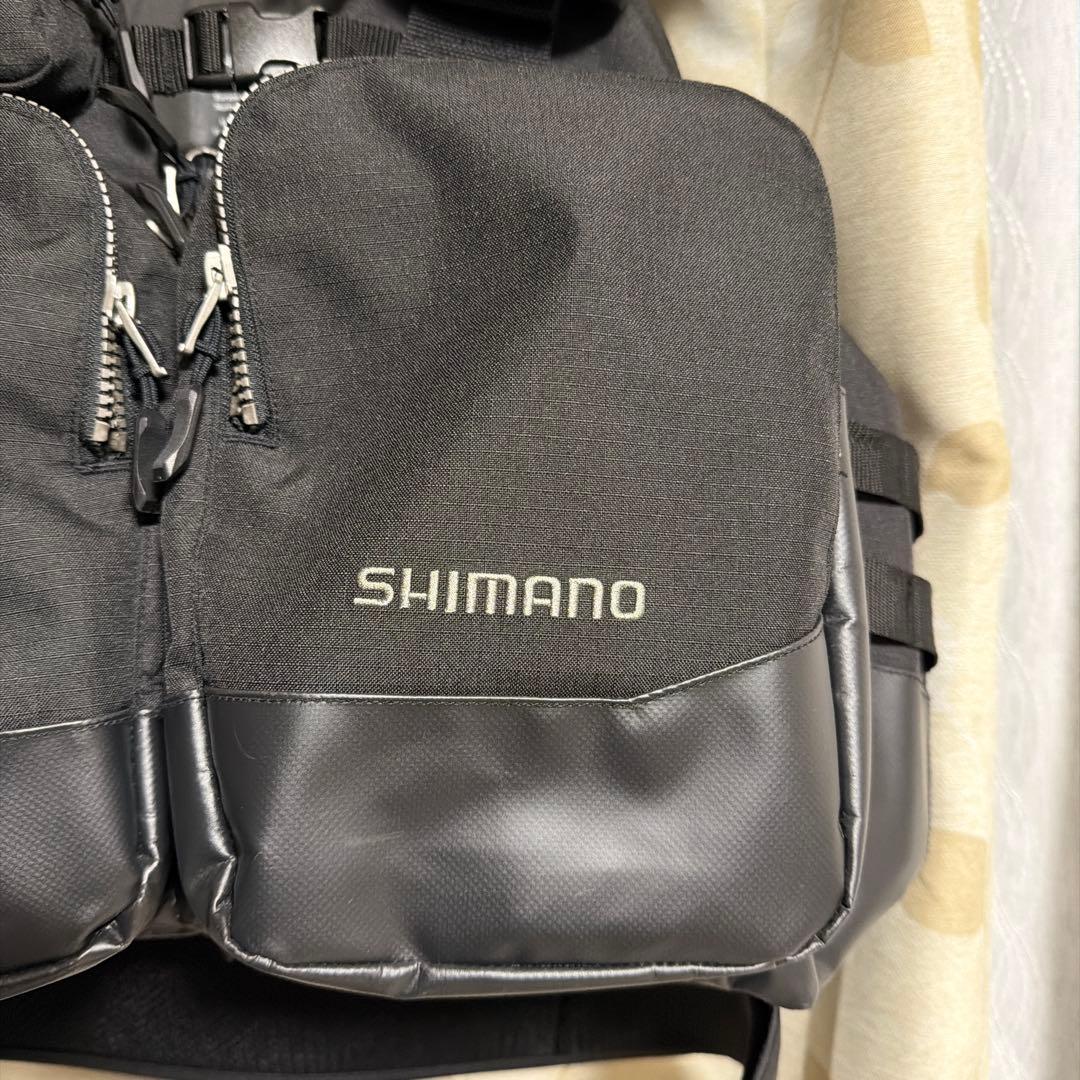 シマノ サーフトリッパーベスVF-275W Mサイズ 中古美品