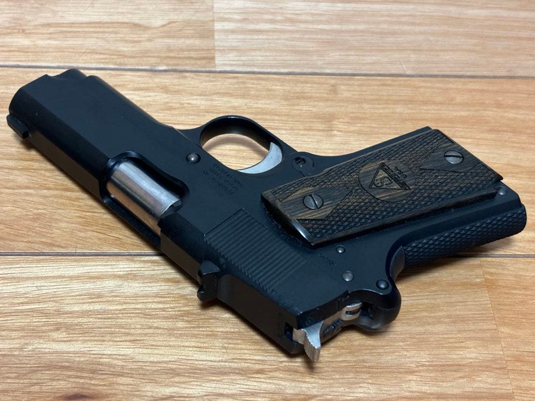 東京マルイ DETONICS.45 別売木製グリップ換装 ASGK刻印有り