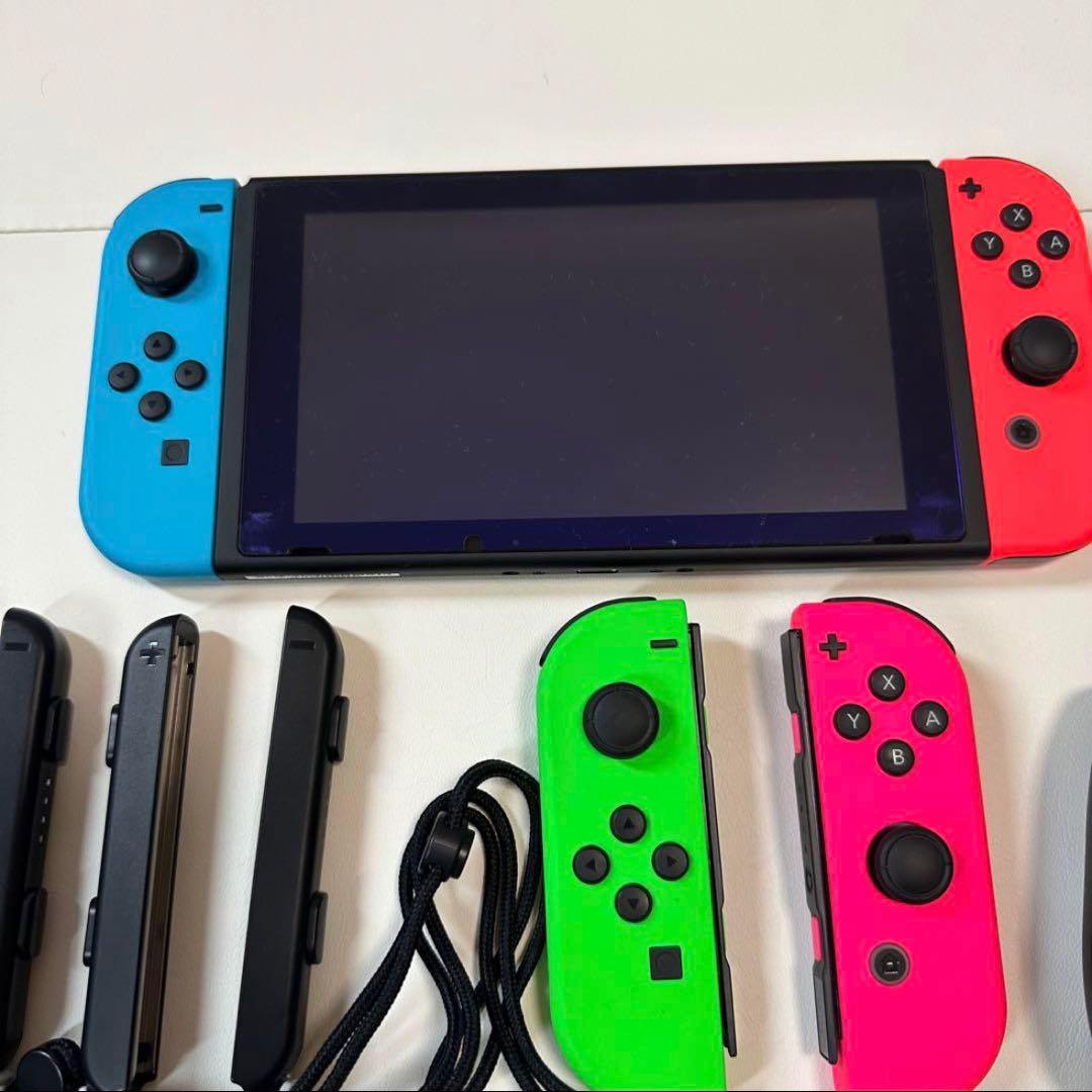 Nintendo Switch 本体 ジョイコン付き　付属品＋ソフト5つ
