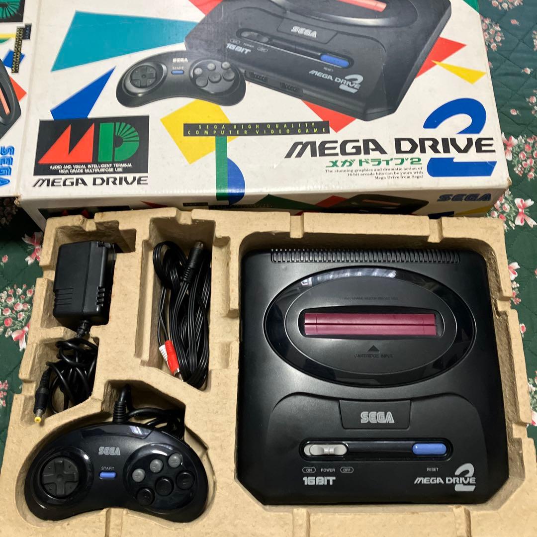 【美品】　SEGA MEGA DRIVE 2 本体 コントローラー付き